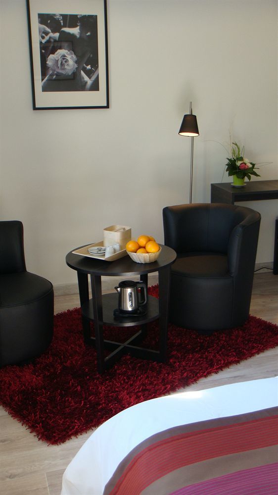 Cote Hotel Légny Екстериор снимка